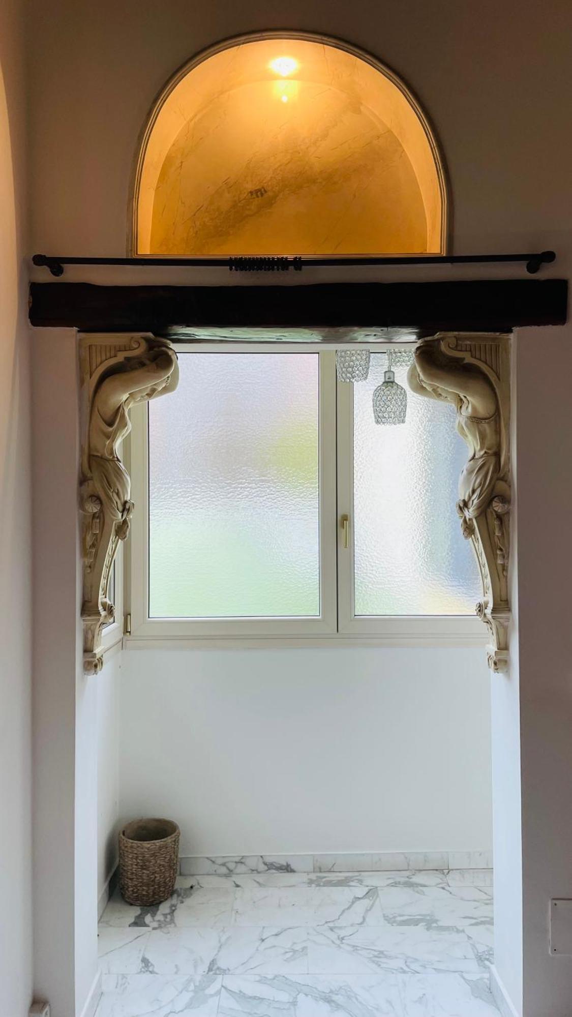 Charming Flat, And Close To Metro Milaan